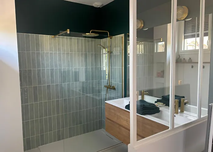 Maison De Caractere 3 Min A Pieds Gare Et Tram, Proche Centre 度假居